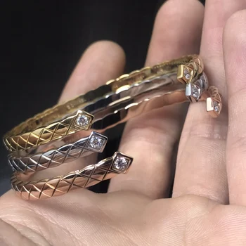 Divatos és bájos ékszer gyémánt kockás karkötő mikro intarziás cirkonnal Szerelmesek Luxus design Női mandzsetta Elegáns