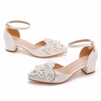 Esküvői parti Szandál Alkalmi cipők Női Zsinór Gyöngy csat Pánt PU 4CM Szögletes sarok Üreges Elegáns női cipő Fehér