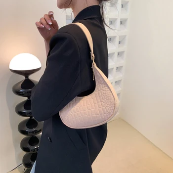 Retro szabadidő női kézitáska Pure Felt divat hónalj táska Senior Design női válltáska tervező Egyszínű gombóc táska