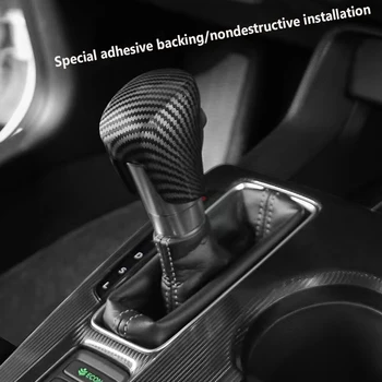 szénszálas stílus a Honda Civic 2022 11. generációs automata belső sebességváltó gombvédő burkolatának matricájához